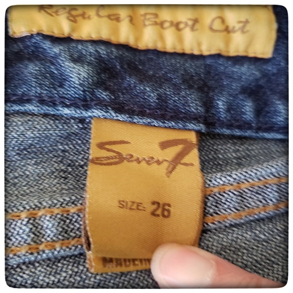 EUC Seven 7 Regular Bootcut Jean's Size 26 - Picture 4 of 7